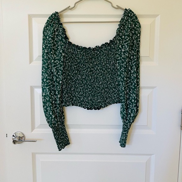 Reformation Emerald Smocked Blouse NWOT - Picture 6 of 7